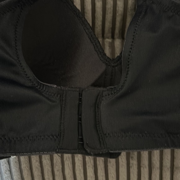 ELLEN TRACY black bra size 38D - Picture 5 of 7